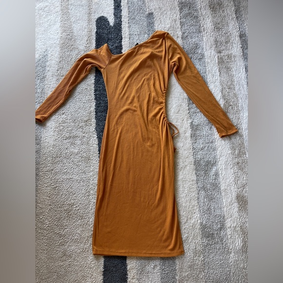 21 Saints Mustard yellow dress - Picture 4 of 6